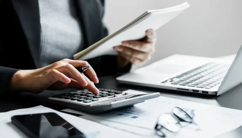 Hogyan segíthet a babaváró hitel kalkulátor a házastársaknak?