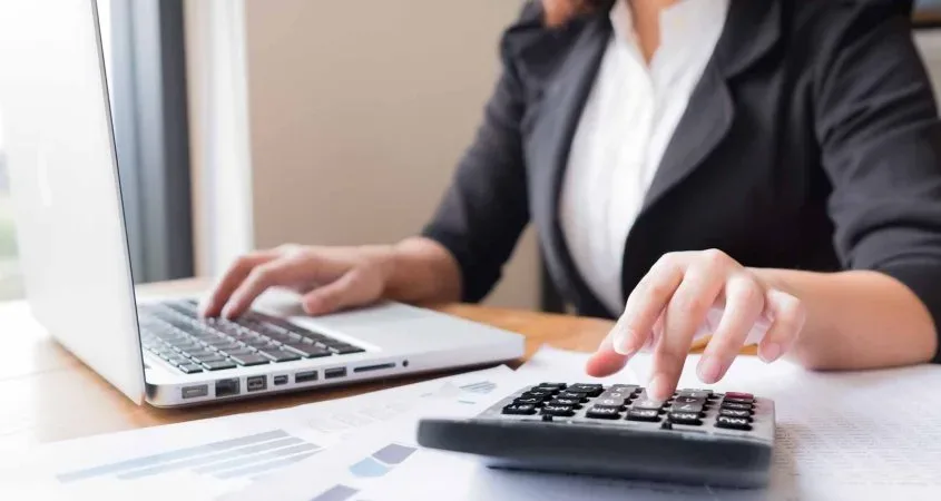 Hogyan segíthet a hitel kalkulátor a CSOK igénylésében?